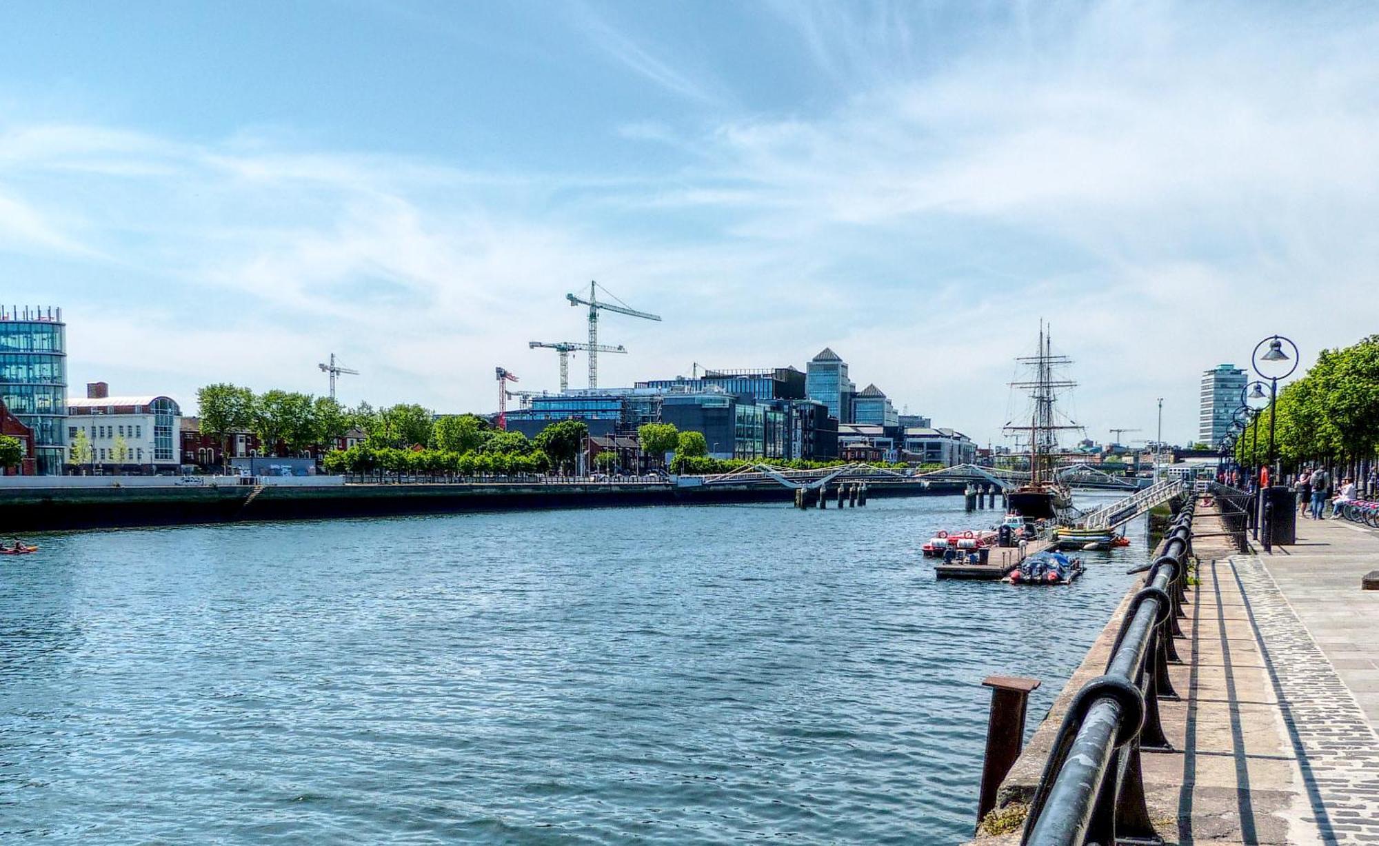 Mayor Square Dublin Luaran gambar